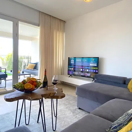 Apartamento Impresionante Con Vistas A La Piscina *